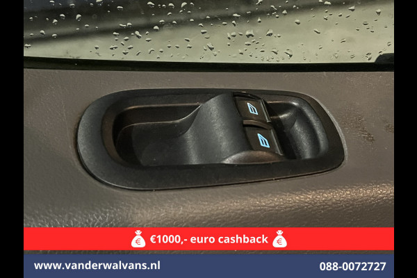Ford Transit 2.0 TDCI 131pk L3H2 Euro6 *Rijklaar Direct Rijden* Airco | Camera | Navigatie | Apple Carplay | LED | Cruisecontrol Parkeersensoren, Stoelverwarming, Verwarmde voorruit, Bijrijdersbank, 2500kg trekvermogen
