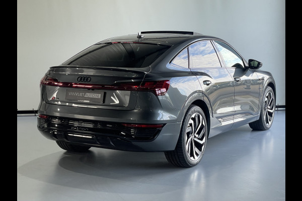 Audi Q8 Sportback e-tron 50 quattro S Edition 95 kWh / Panorama Dak / Camera