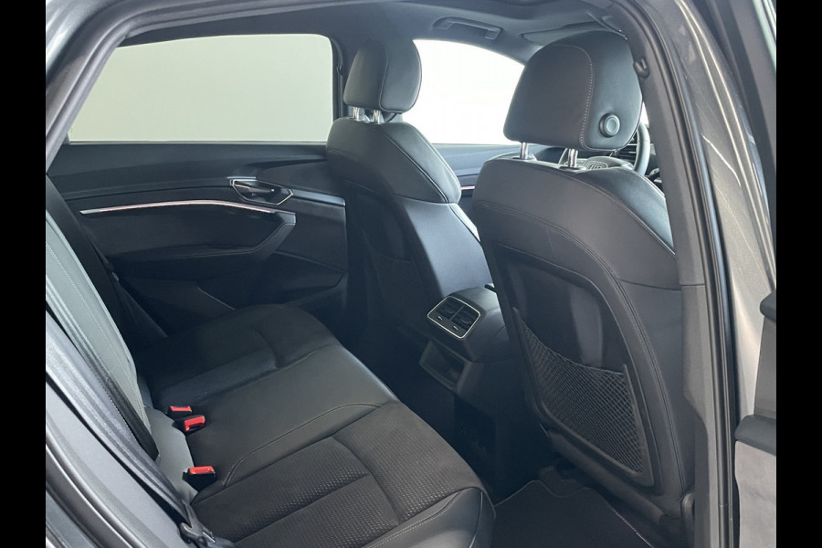 Audi Q8 Sportback e-tron 50 quattro S Edition 95 kWh / Panorama Dak / Camera