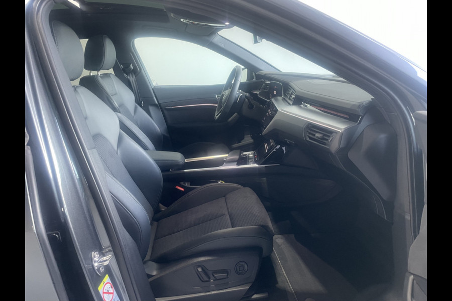 Audi Q8 Sportback e-tron 50 quattro S Edition 95 kWh / Panorama Dak / Camera