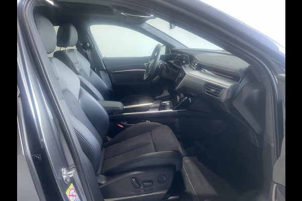 Audi Q8 Sportback e-tron 50 quattro S Edition 95 kWh / Panorama Dak / Camera