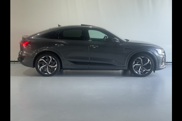 Audi Q8 Sportback e-tron 50 quattro S Edition 95 kWh / Panorama Dak / Camera