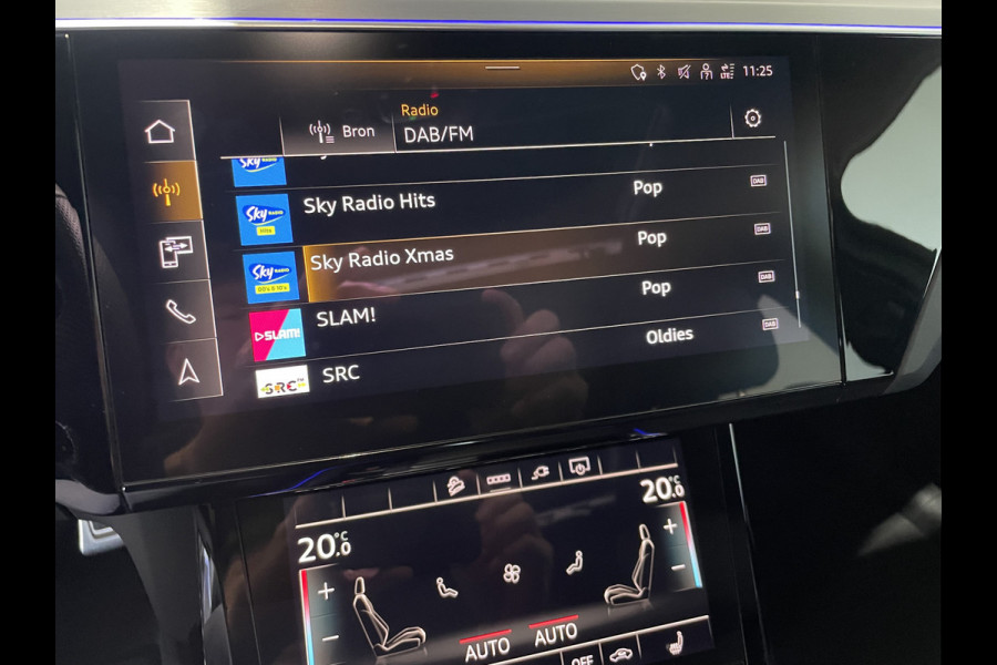 Audi Q8 Sportback e-tron 50 quattro S Edition 95 kWh / Panorama Dak / Camera