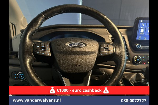 Ford Transit 2.0 TDCI 131pk L3H2 Euro6 Airco | Navigatie | Camera | Cruisecontrol | Apple Carplay | Stoelverwarming Android Auto, verwarmde voorruit, Parkeersensoren, Bijrijdersbank