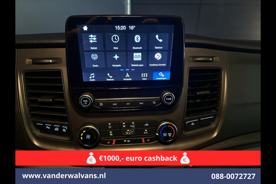Ford Transit 2.0 TDCI 131pk L3H2 Euro6 Airco | Navigatie | Camera | Cruisecontrol | Apple Carplay | Stoelverwarming Android Auto, verwarmde voorruit, Parkeersensoren, Bijrijdersbank