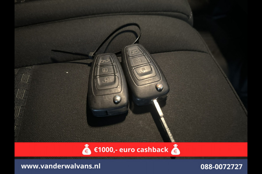Ford Transit 2.0 TDCI 131pk L3H2 Euro6 Airco | Navigatie | Camera | Cruisecontrol | Apple Carplay | Stoelverwarming Android Auto, verwarmde voorruit, Parkeersensoren, Bijrijdersbank