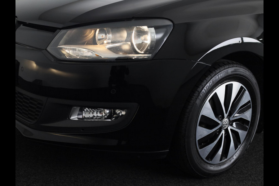 Volkswagen Polo 1.0 BlueMotion Edition 95 PK | Airco | Navigatie via app | Cruise control Volkswagen Polo 1.0 BlueMotion Edition 95 PK | Airco | Navigatie via app | Cruise control