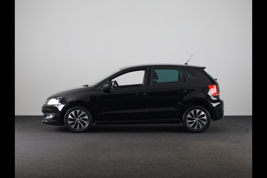 Volkswagen Polo 1.0 BlueMotion Edition 95 PK | Airco | Navigatie via app | Cruise control Volkswagen Polo 1.0 BlueMotion Edition 95 PK | Airco | Navigatie via app | Cruise control