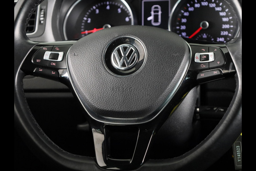 Volkswagen Polo 1.0 BlueMotion Edition 95 PK | Airco | Navigatie via app | Cruise control Volkswagen Polo 1.0 BlueMotion Edition 95 PK | Airco | Navigatie via app | Cruise control