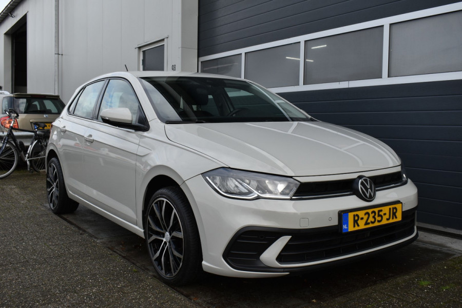 Volkswagen Polo 1.0 TSI Life Volkswagen Polo 1.0 TSI Life