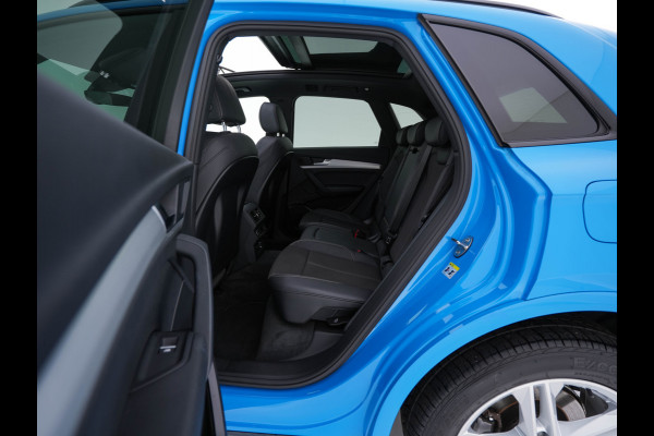 Audi Q5 Audi Q5 50 TFSI e S-Line Black-Edition Quattro Plug-In (INCL-BTW) *PANO | LEATHER-FABRIC | FULL-LED | DIGI-COCKPIT | NAVI-FULLMAP | HEATED-SPORTSEATS | KEYLESS | DAB+ | CAMERA | PRIVACY-GLASS | SHIFT-PADDLES | ECC | AMBIENT-LIGHT | PDC | CRUISE . Audi Q5 Audi Q5 50 TFSI e S-Line Black-Edition Quattro Plug-In (INCL-BTW) *PANO | LEATHER-FABRIC | FULL-LED | DIGI-COCKPIT | NAVI-FULLMAP | HEATED-SPORTSEATS | KEYLESS | DAB+ | CAMERA | PRIVACY-GLASS | SHIFT-PADDLES | ECC | AMBIENT-LIGHT | PDC | CRUISE .