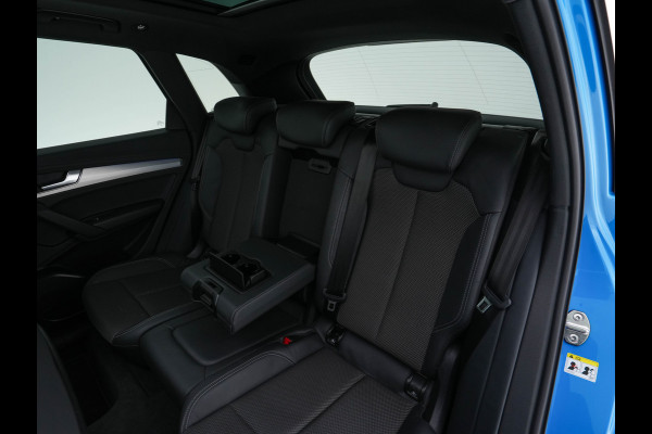 Audi Q5 Audi Q5 50 TFSI e S-Line Black-Edition Quattro Plug-In (INCL-BTW) *PANO | LEATHER-FABRIC | FULL-LED | DIGI-COCKPIT | NAVI-FULLMAP | HEATED-SPORTSEATS | KEYLESS | DAB+ | CAMERA | PRIVACY-GLASS | SHIFT-PADDLES | ECC | AMBIENT-LIGHT | PDC | CRUISE . Audi Q5 Audi Q5 50 TFSI e S-Line Black-Edition Quattro Plug-In (INCL-BTW) *PANO | LEATHER-FABRIC | FULL-LED | DIGI-COCKPIT | NAVI-FULLMAP | HEATED-SPORTSEATS | KEYLESS | DAB+ | CAMERA | PRIVACY-GLASS | SHIFT-PADDLES | ECC | AMBIENT-LIGHT | PDC | CRUISE .