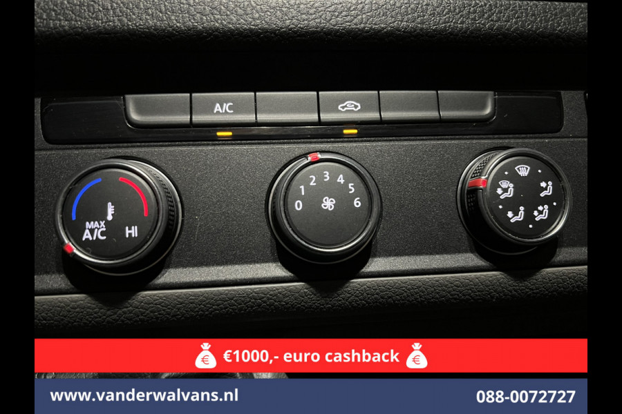 Volkswagen Crafter 2.0 TDI 140 pk L4H3 L3H2 Euro6 ** Airco | 3000kg trekhaak | Cruisecontrol | Parkeersensoren Bijrijdersbank