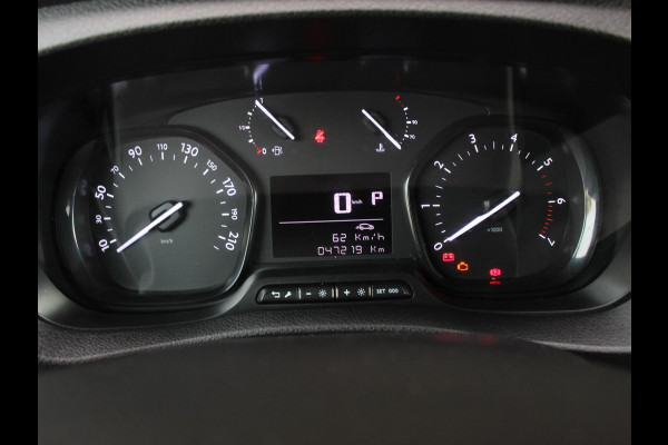 Opel Vivaro 2.0 CDTI Automaat 145 pk L3H1 Dubbele Cabine | Navigatie | Trekhaak | Airco | Parkeer sensoren | Betimmering Opel Vivaro 2.0 CDTI Automaat 145 pk L3H1 Dubbele Cabine | Navigatie | Trekhaak | Airco | Parkeer sensoren | Betimmering