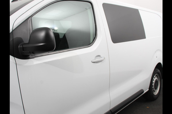 Opel Vivaro 2.0 CDTI Automaat 145 pk L3H1 Dubbele Cabine | Navigatie | Trekhaak | Airco | Parkeer sensoren | Betimmering Opel Vivaro 2.0 CDTI Automaat 145 pk L3H1 Dubbele Cabine | Navigatie | Trekhaak | Airco | Parkeer sensoren | Betimmering