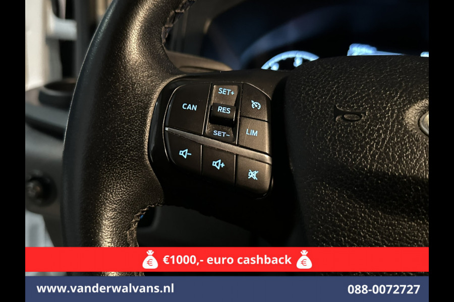 Ford Transit 2.0 TDCI 131pk L3H2 Euro6 Airco | Camera | Navigatie | Apple Carplay | Cruisecontrol Stoelverwarming, Verwarmde voorruit, Parkeersensoren, Bijrijdersbank, 2500kg trekvermogen