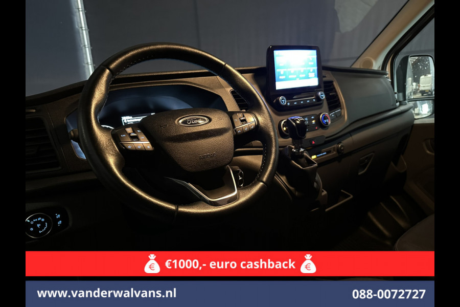 Ford Transit 2.0 TDCI 131pk L3H2 Euro6 Airco | Camera | Navigatie | Apple Carplay | Cruisecontrol Stoelverwarming, Verwarmde voorruit, Parkeersensoren, Bijrijdersbank, 2500kg trekvermogen
