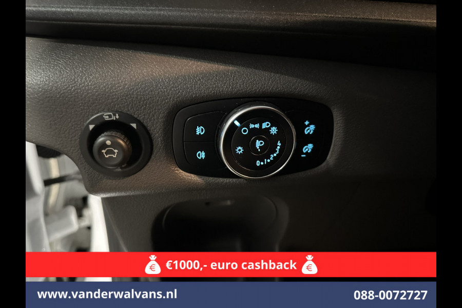 Ford Transit 2.0 TDCI 131pk L3H2 Euro6 Airco | Camera | Navigatie | Apple Carplay | Cruisecontrol Stoelverwarming, Verwarmde voorruit, Parkeersensoren, Bijrijdersbank, 2500kg trekvermogen