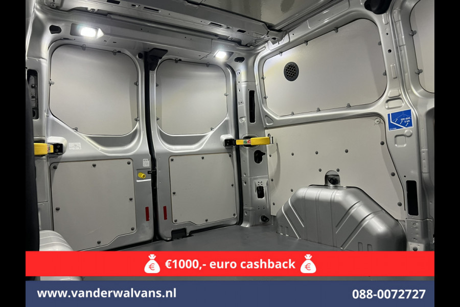 Ford Transit Custom 2.0 TDCI 130pk L1H1 Euro6 Airco | Camera | Navigatie | LED | Cruisecontrol Parkeersensoren, Stoelverwarming, Verwarmde voorruit, Bijrijdersbank, 2500kg trekvermogen Ford Transit Custom 2.0 TDCI 130pk L1H1 Euro6 Airco | Camera | Navigatie | LED | Cruisecontrol Parkeersensoren, Stoelverwarming, Verwarmde voorruit, Bijrijdersbank, 2500kg trekvermogen