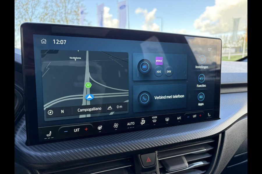 Ford Kuga 2.5 FHEV ST-Line X 190pk | Driver Assistance Pack | Technology Pack | Winterpack | Panoramadak | All Weather banden | Geen stekker nodig