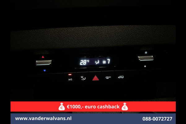 Mercedes-Benz Sprinter 317 CDI 170pk L3H2 Euro6 Airco | Camera | Apple Carplay | Android Auto Cruisecontrol, Parkeersensoren, Stoelverwarming, Bijrijdersbank, MBUX Mercedes-Benz Sprinter 317 CDI 170pk L3H2 Euro6 Airco | Camera | Apple Carplay | Android Auto Cruisecontrol, Parkeersensoren, Stoelverwarming, Bijrijdersbank, MBUX