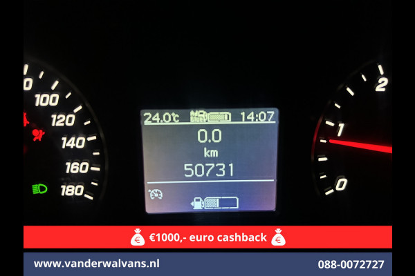 Mercedes-Benz Sprinter 317 CDI 170pk L3H2 Euro6 Airco | Camera | Apple Carplay | Android Auto Cruisecontrol, Parkeersensoren, Stoelverwarming, Bijrijdersbank, MBUX Mercedes-Benz Sprinter 317 CDI 170pk L3H2 Euro6 Airco | Camera | Apple Carplay | Android Auto Cruisecontrol, Parkeersensoren, Stoelverwarming, Bijrijdersbank, MBUX