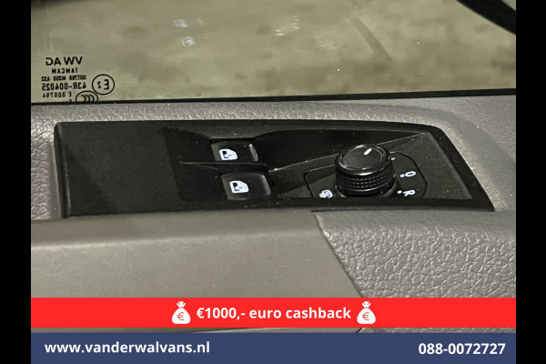 Volkswagen Crafter 2.0 TDI 141pk L3H3 L2H2 Euro6 Airco | Camera | Apple Carplay | Cruisecontrol Android Auto Volkswagen Crafter 2.0 TDI 141pk L3H3 L2H2 Euro6 Airco | Camera | Apple Carplay | Cruisecontrol Android Auto