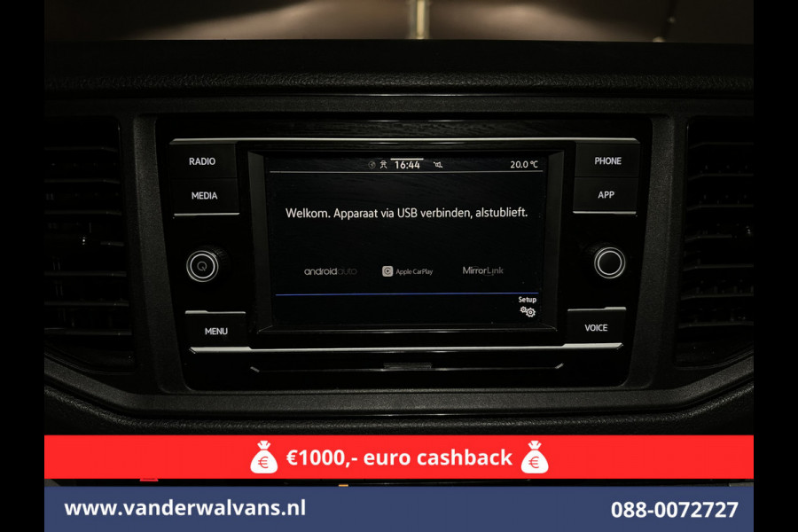 Volkswagen Crafter 2.0 TDI 140pk L3H3 L2H2 Euro6 Airco | Camera | Apple carplay | Android auto bijrijdersbank, 3000kg trekvermogen Volkswagen Crafter 2.0 TDI 140pk L3H3 L2H2 Euro6 Airco | Camera | Apple carplay | Android auto bijrijdersbank, 3000kg trekvermogen