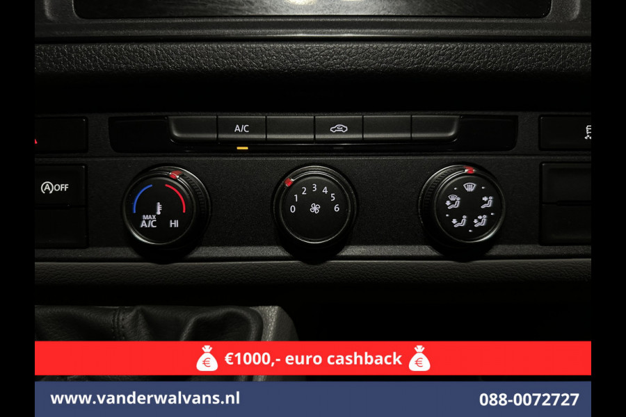 Volkswagen Crafter 2.0 TDI 140pk L3H3 L2H2 Euro6 Airco | Camera | Apple carplay | Android auto bijrijdersbank, 3000kg trekvermogen Volkswagen Crafter 2.0 TDI 140pk L3H3 L2H2 Euro6 Airco | Camera | Apple carplay | Android auto bijrijdersbank, 3000kg trekvermogen