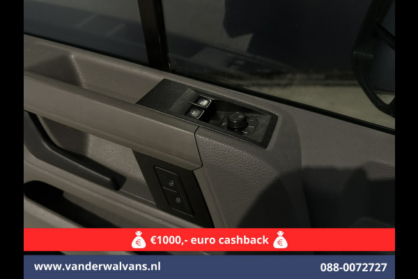 Volkswagen Crafter 2.0 TDI 140pk L3H3 L2H2 Euro6 Airco | Camera | Apple carplay | Android auto bijrijdersbank, 3000kg trekvermogen Volkswagen Crafter 2.0 TDI 140pk L3H3 L2H2 Euro6 Airco | Camera | Apple carplay | Android auto bijrijdersbank, 3000kg trekvermogen