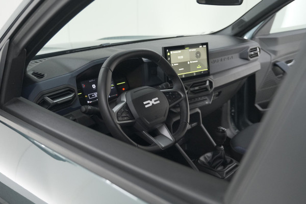 Dacia Duster Mild Hybrid 130 Expression | Camera | Stoelverwarming | Apple Carplay | Navigatie Dacia Duster Mild Hybrid 130 Expression | Camera | Stoelverwarming | Apple Carplay | Navigatie