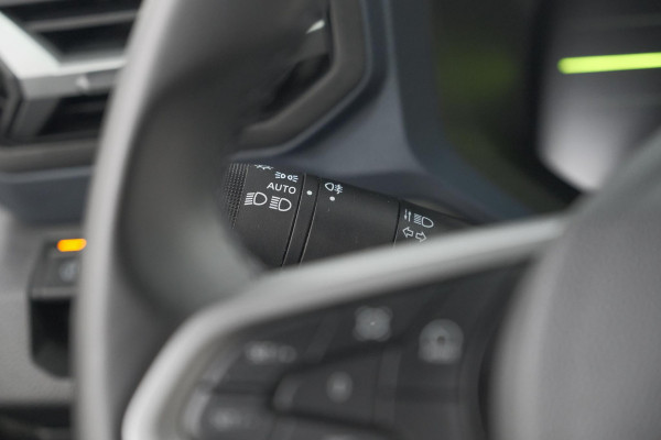 Dacia Duster Mild Hybrid 130 Expression | Camera | Stoelverwarming | Apple Carplay | Navigatie Dacia Duster Mild Hybrid 130 Expression | Camera | Stoelverwarming | Apple Carplay | Navigatie