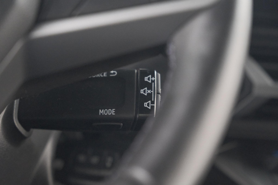 Dacia Duster Mild Hybrid 130 Expression | Camera | Stoelverwarming | Apple Carplay | Navigatie Dacia Duster Mild Hybrid 130 Expression | Camera | Stoelverwarming | Apple Carplay | Navigatie