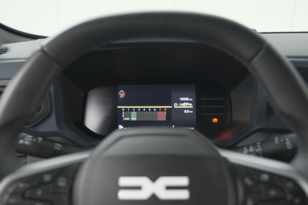 Dacia Duster Mild Hybrid 130 Expression | Camera | Stoelverwarming | Apple Carplay | Navigatie Dacia Duster Mild Hybrid 130 Expression | Camera | Stoelverwarming | Apple Carplay | Navigatie