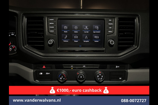 Volkswagen Crafter 2.0 TDI 141pk L3H3 L2H2 Euro6 Airco | Navigatie | Apple Carplay | Cruisecontrol Android Auto, Bijrijdersbank, 3000kg trekvermogen, zilver