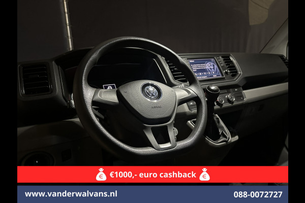 Volkswagen Crafter 2.0 TDI 141pk L3H3 L2H2 Euro6 Airco | Navigatie | Apple Carplay | Cruisecontrol Android Auto, Bijrijdersbank, 3000kg trekvermogen, zilver