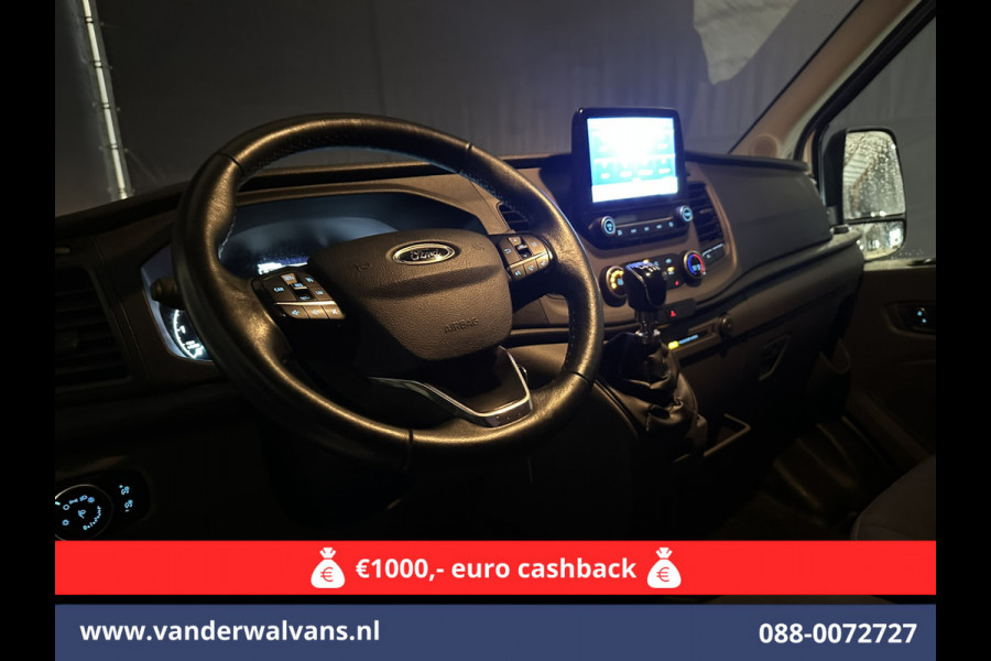 Ford Transit 2.0 TDCI 130pk L3H2 Euro6 Airco | Camera | Navigatie | Apple Carplay | Android Auto Cruisecontrol, Stoelverwarming, Parkeersensoren, Verwarmde voorruit, Bijrijdersbank