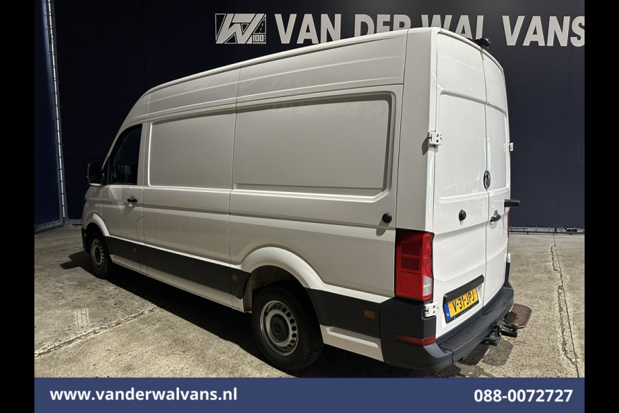 Volkswagen Crafter 2.0 TDI 140pk L3H3 L2H2 Euro6 Airco | 3000kg Trekhaak | Camera | Leder stuurwiel adaptieve cruisecontrol, stuurwielverwarming, chauffeursstoel, apple carplay, android auto