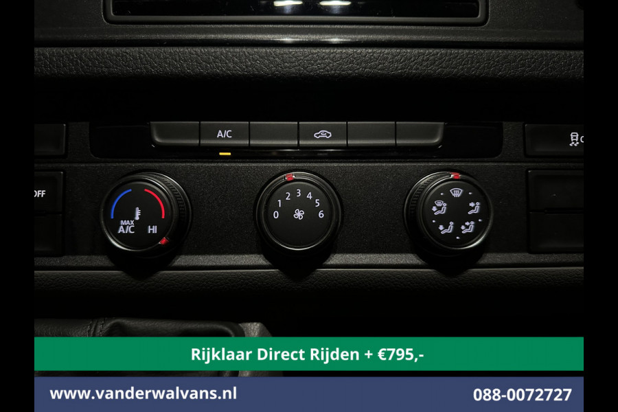 Volkswagen Crafter 2.0 TDI 140pk L3H3 L2H2 Euro6 *Rijklaar Direct Rijden* Airco | Navigatie | Apple Carplay | Android Auto | Cruisecontrol Bijrijdersbank, 3000kg trekvermogen, zilver