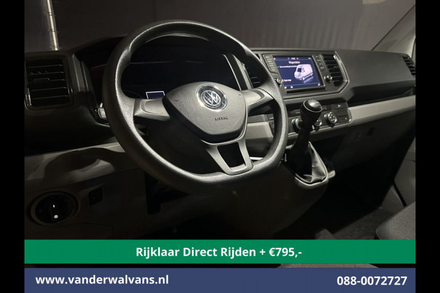 Volkswagen Crafter 2.0 TDI 140pk L3H3 L2H2 Euro6 *Rijklaar Direct Rijden* Airco | Navigatie | Apple Carplay | Android Auto | Cruisecontrol Bijrijdersbank, 3000kg trekvermogen, zilver