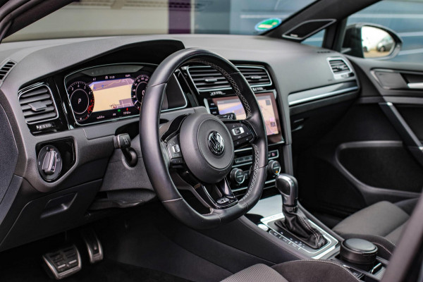 Volkswagen Golf 2.0 TSI 4Motion R *Pano*Dynaudio*Keyless*1e eigenaar*