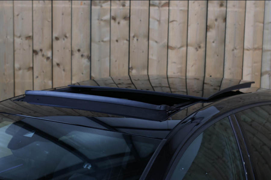 Volkswagen Golf 2.0 TSI 4Motion R *Pano*Dynaudio*Keyless*1e eigenaar*