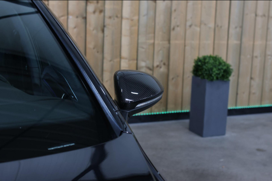 Volkswagen Golf 2.0 TSI 4Motion R *Pano*Dynaudio*Keyless*1e eigenaar*