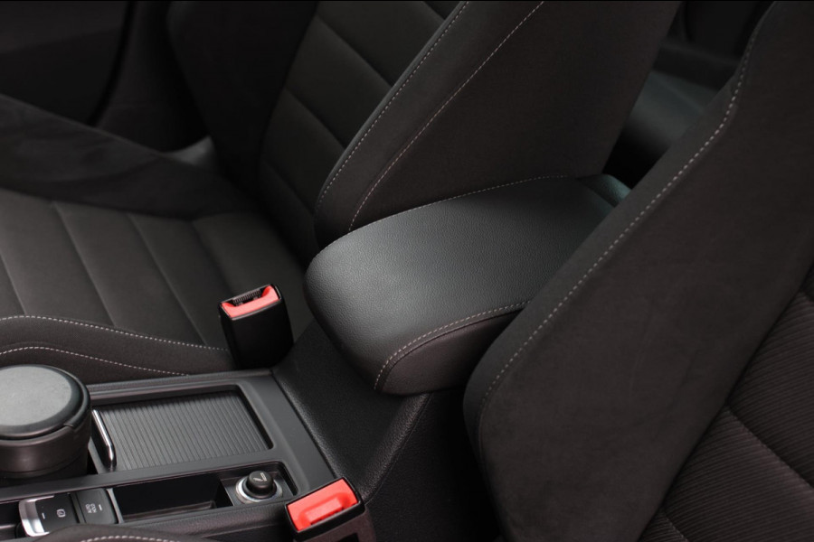 Volkswagen Golf 2.0 TSI 4Motion R *Pano*Dynaudio*Keyless*1e eigenaar*