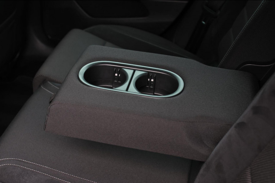 Volkswagen Golf 2.0 TSI 4Motion R *Pano*Dynaudio*Keyless*1e eigenaar*