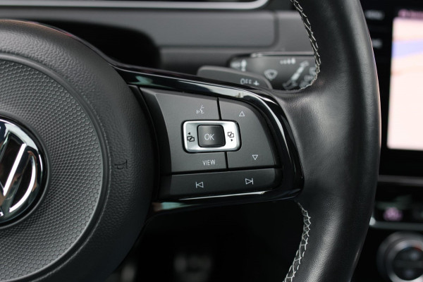 Volkswagen Golf 2.0 TSI 4Motion R *Pano*Dynaudio*Keyless*1e eigenaar*