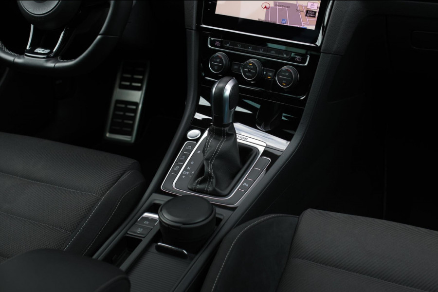 Volkswagen Golf 2.0 TSI 4Motion R *Pano*Dynaudio*Keyless*1e eigenaar*