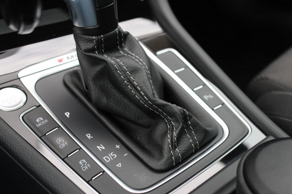 Volkswagen Golf 2.0 TSI 4Motion R *Pano*Dynaudio*Keyless*1e eigenaar*