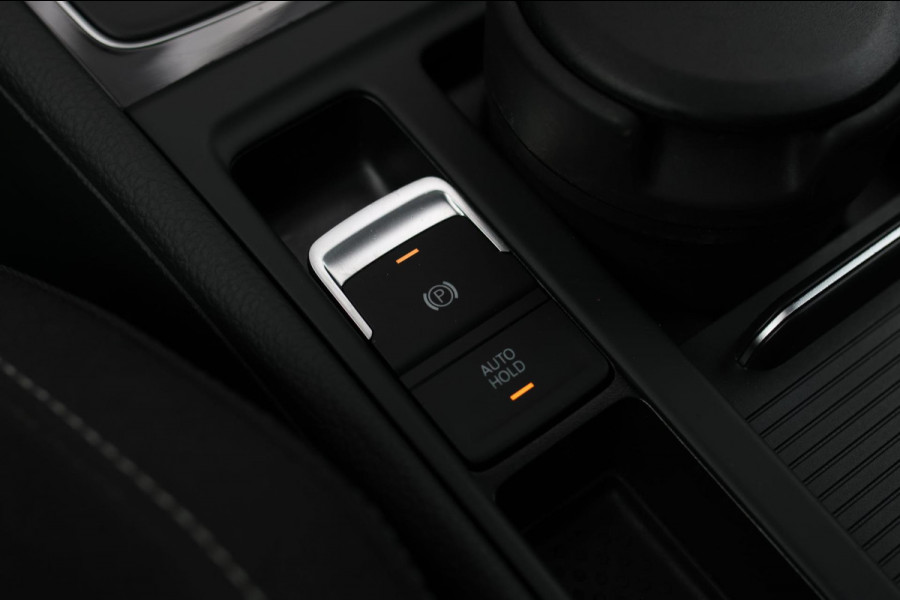 Volkswagen Golf 2.0 TSI 4Motion R *Pano*Dynaudio*Keyless*1e eigenaar*