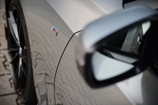 BMW 3 Serie Touring 330i xDrive High Excecutive M Sport | M Performance | Stoelverwarming | Camera | Navigatie | Parkeersensoren | Apple Carplay | Keyless | HIFI | Adaptive Cruise Control | DAB | LED | BTW | Fabrieksgarantie